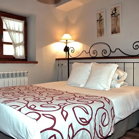 Apartamentos Deth Camin Reiau Arties Exterior photo