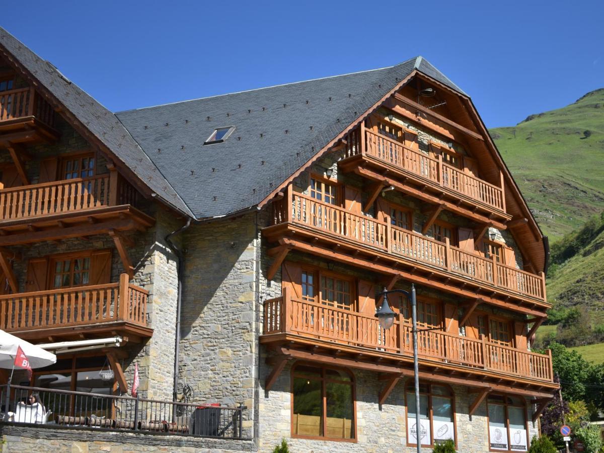 Deth Camin Reiau Apartament Arties